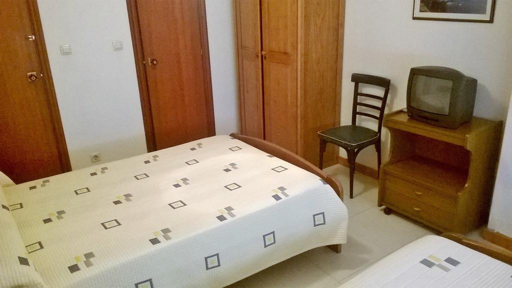 Hostal El Cairo Ferrol Exterior foto